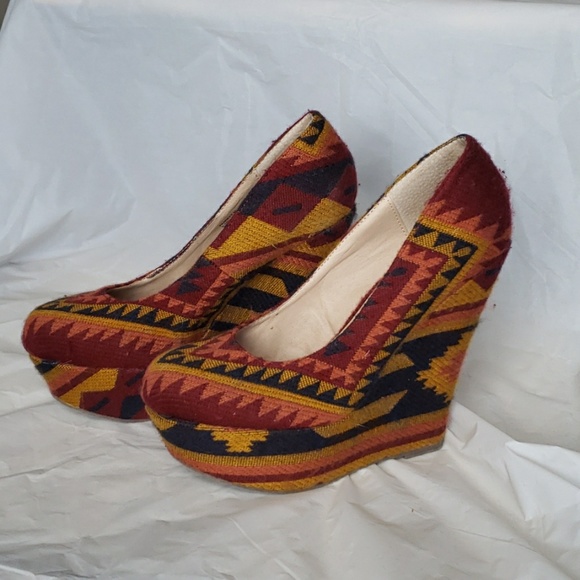 Pammy Wedges - Picture 2 of 4